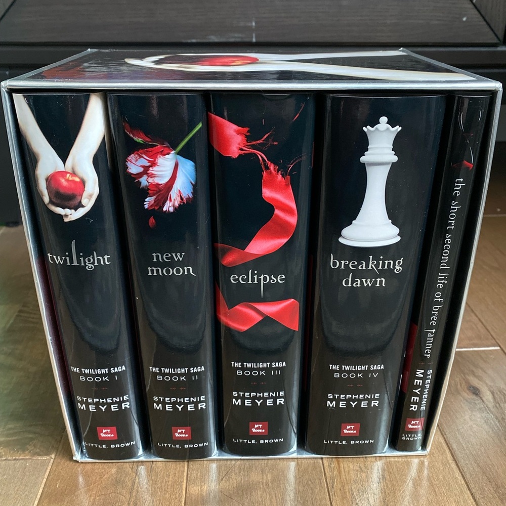 SOLD - Twilight Saga Hardcover 5-Book Set
